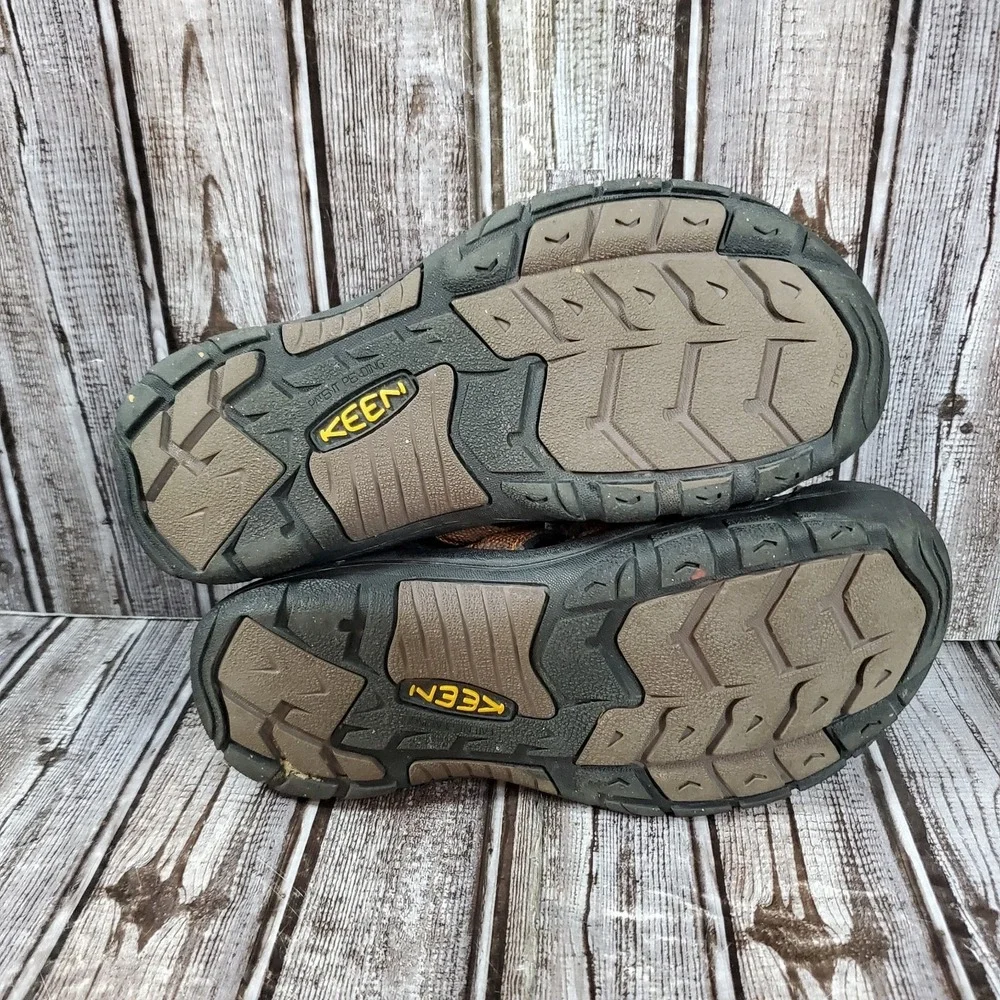 Keen Big Kid Newport H2 Sandal Brown Waterproof Hiking Shoes Unisex Size 6